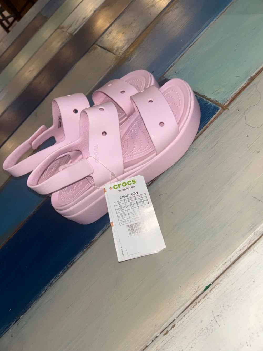NWT Crocs Brooklyn 4U Pink Milk Platform Sandals Women’s 6 - Picture 2 of 7
